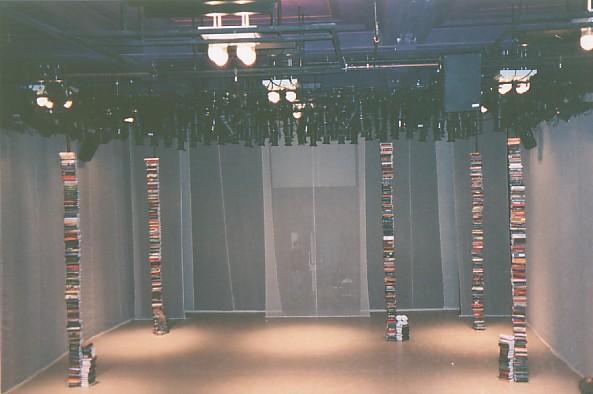 Set by Tim Baumgartner